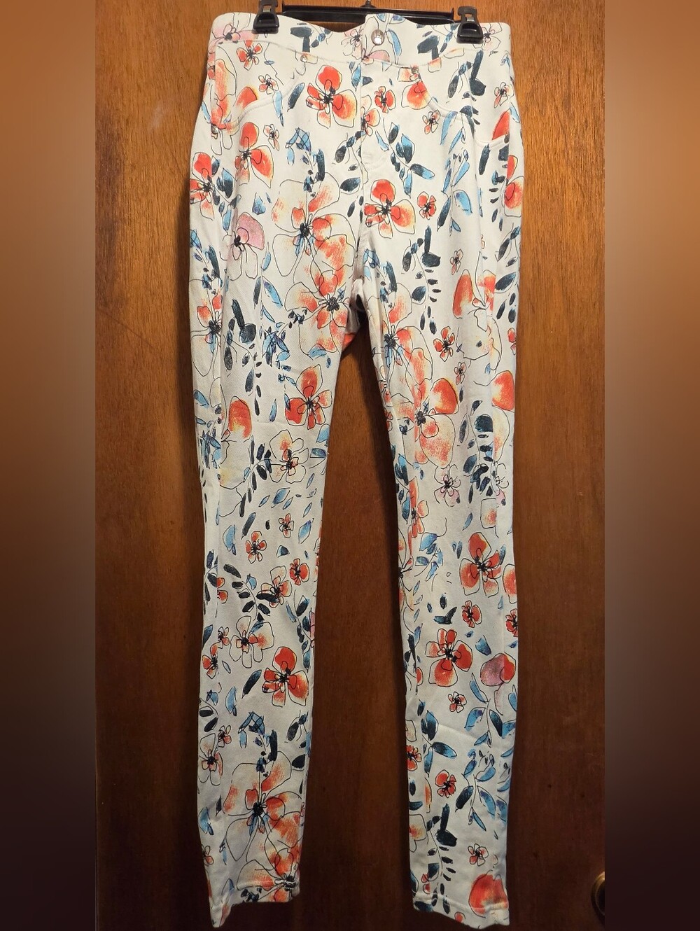 HUE Floral Print White Stretch Jeggings with Coral and Navy Accents SzM - Picture 2 of 6